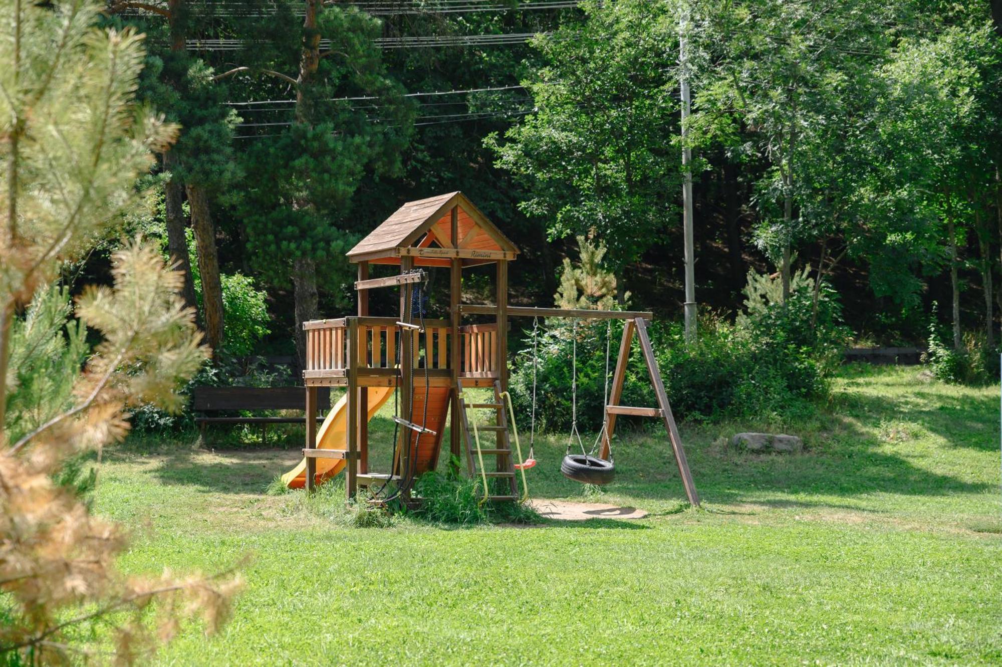 Apricot Aghveran Resort エクステリア 写真