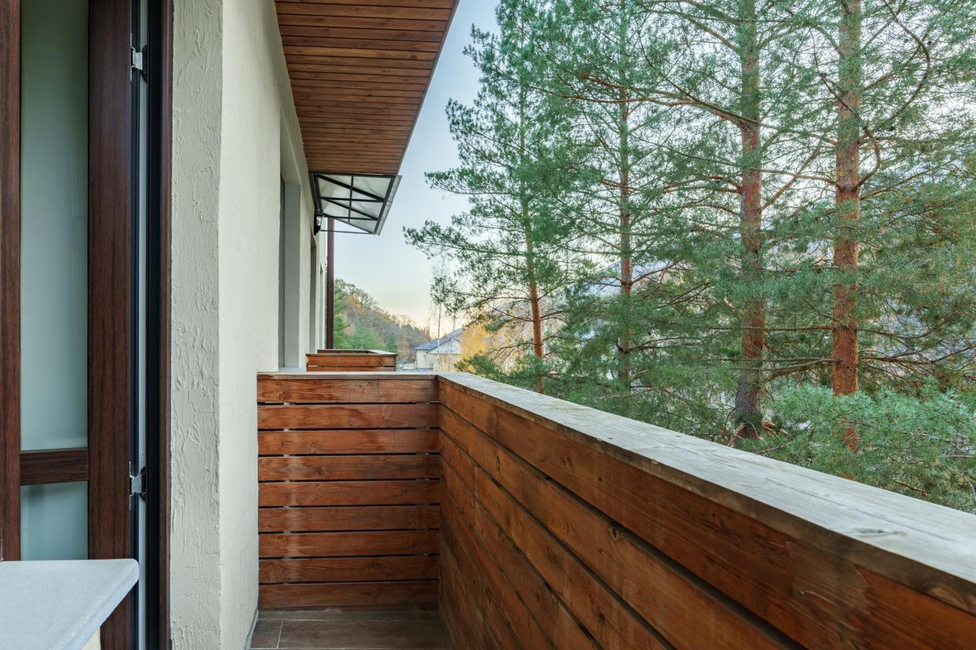 Apricot Aghveran Resort エクステリア 写真