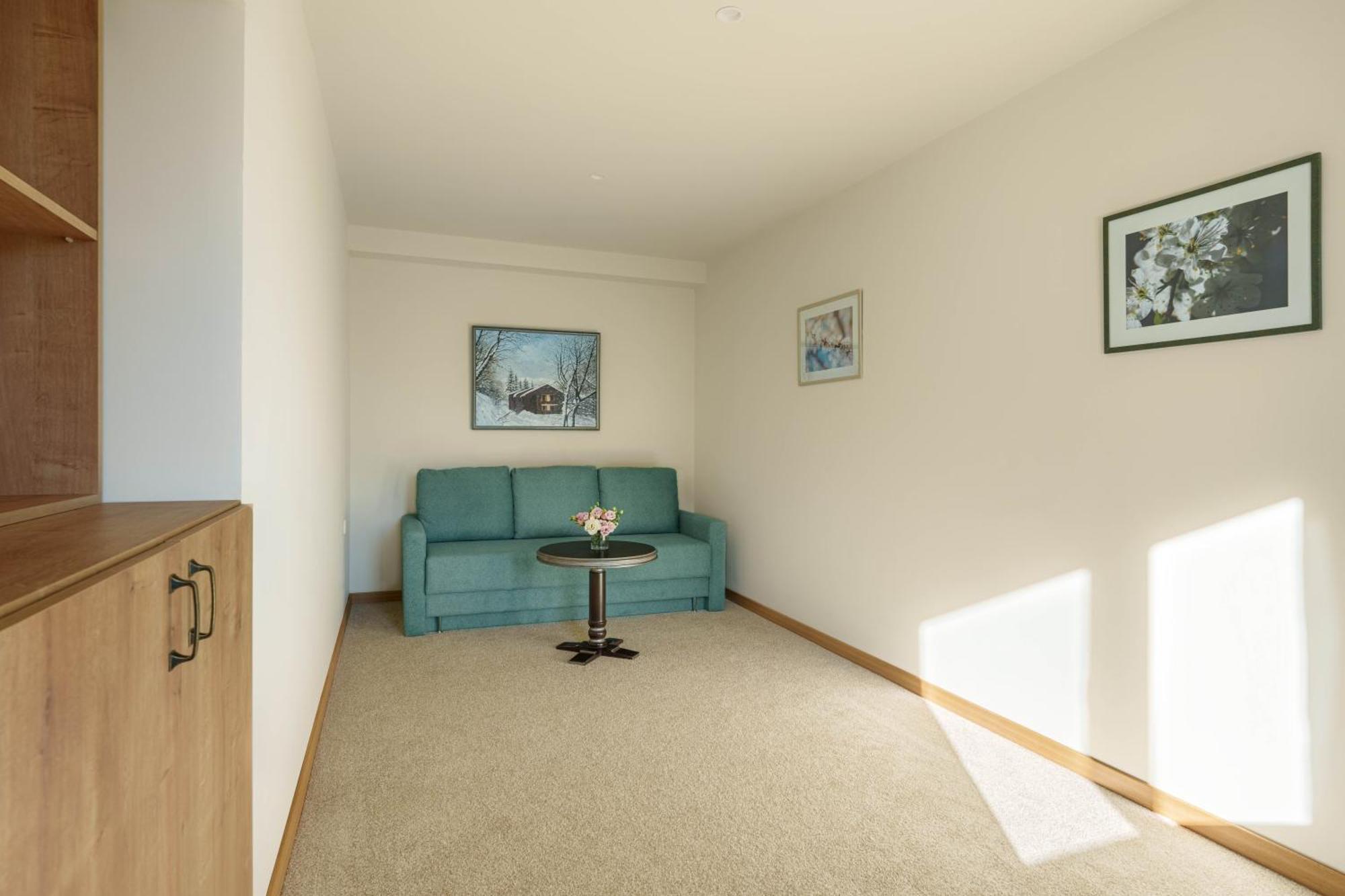 Apricot Aghveran Resort エクステリア 写真