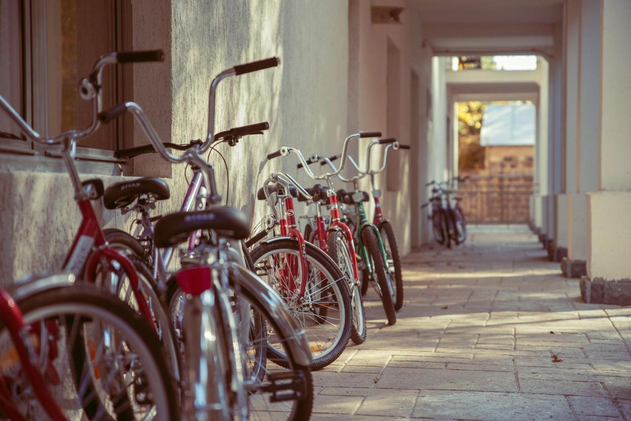 Apricot Aghveran Resort エクステリア 写真